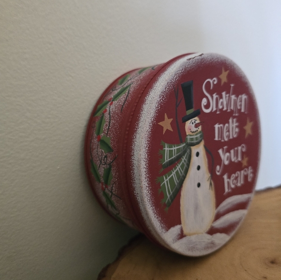 Christmas snowman tin, snowmen melt your heart. Hand painted - Picture 3 of 7